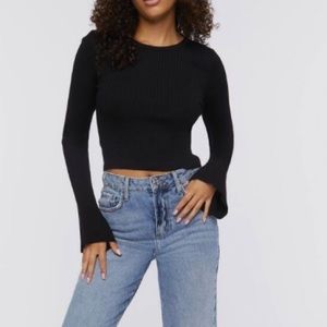 Bundle with any item in my closet for $2 Forever 22 flare long sleeve crop top